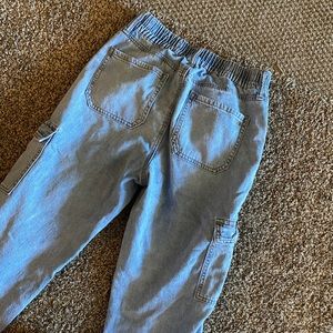 American Eagle Cargo Jogger Jeans
